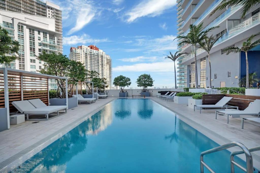 Appartamento Casa Brickell - Chic 1 Bd In Brickell Miami Esterno foto