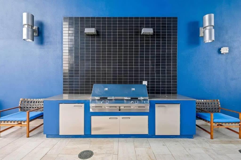 Appartamento Casa Brickell - Chic 1 Bd In Brickell Miami Esterno foto